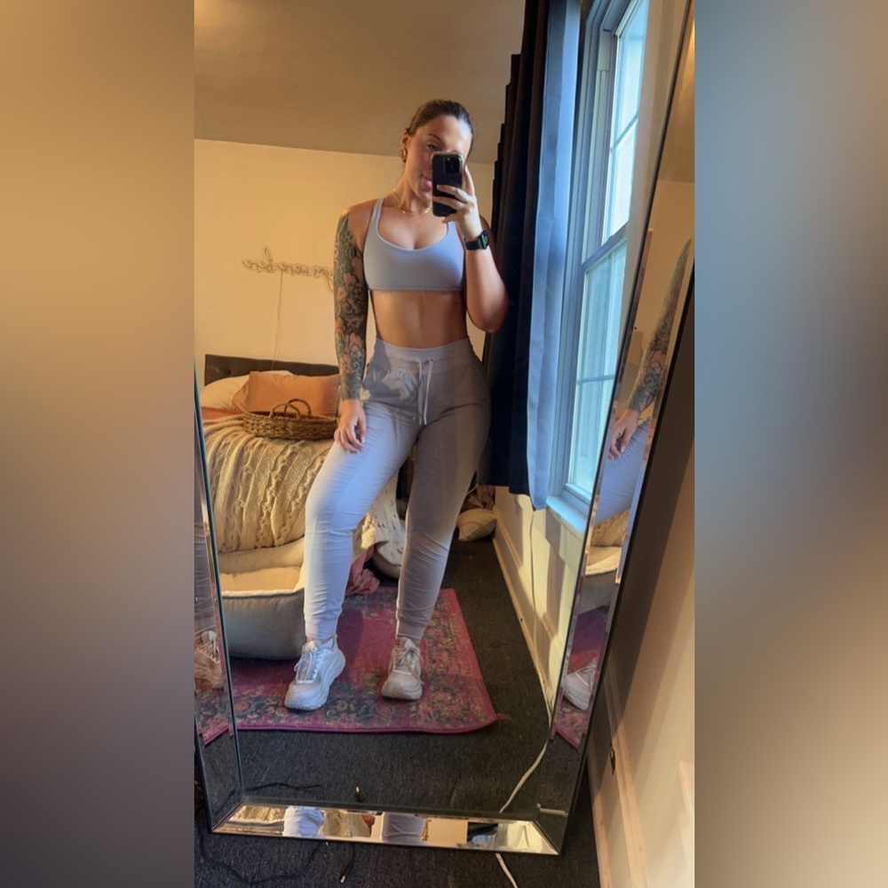 Lululemon dance studio joggers and free to be wild sports bra set